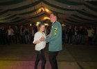 IMG 2340  Das Königspaar eröffnet den Tanz