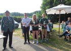 IMG 3008  Die Mannschaftssieger in der Schülerklasse. Rechts im Bild: Jonas Niemann mit dem Schülerpokal.