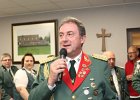 IMG 0552  General Arnold Westerkamp kommt nun zur Proklamation der neuen Majestäten