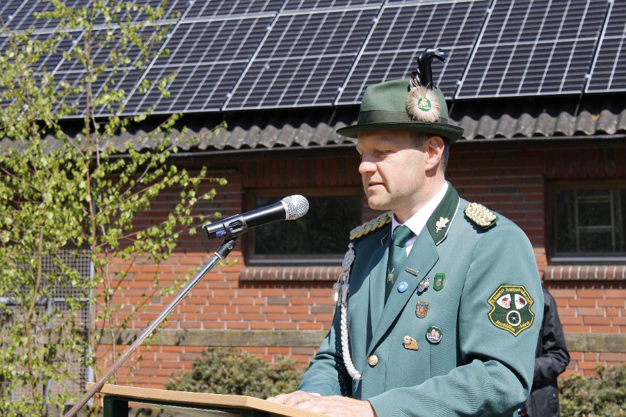  MG 7335
