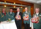 P1020268  v.l. Josef Blömer und Alfons Hoping bedanken sich bei Heinrich Marischen, Michael Tönjes und Heinz Gelhaus für die Teilnahme an den Veranstaltungen im Jahr 2012